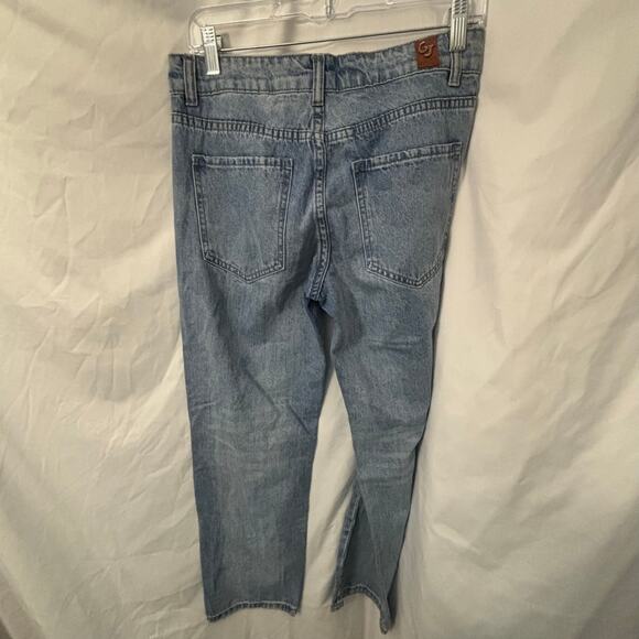 GOGO Distressed Mom Jeans Women’s Size 5 Light Wash Ripped High Rise Denim - Picture 2 of 4